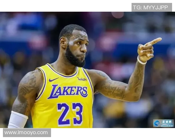 足球明星年收入超越高校教授引发社会热议与教育公平思考