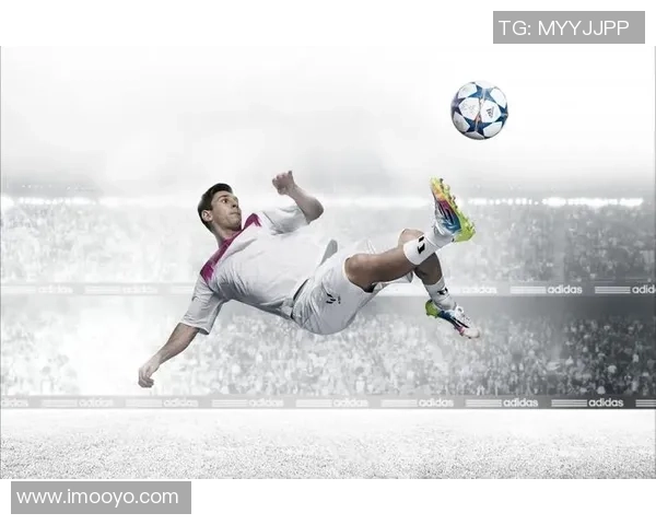 足球明星人偶摆件精美展示让您感受足球魅力与明星风采的完美结合 足球明星人偶摆件精美展示让您感受足球魅力与明星风采的完美结合